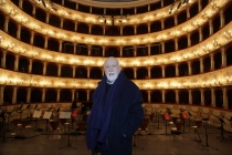 Pier Luigi Pizzi, regista nella cornice del Teatro Rossini